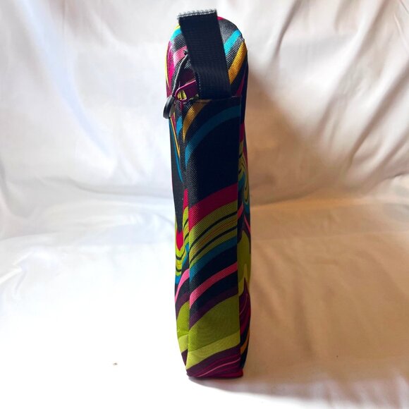 Yak Pac I Pad/Computer/Tablet Case Padded Pouch-Bright Colors-16"x11 1/2"x2 - Picture 8 of 16